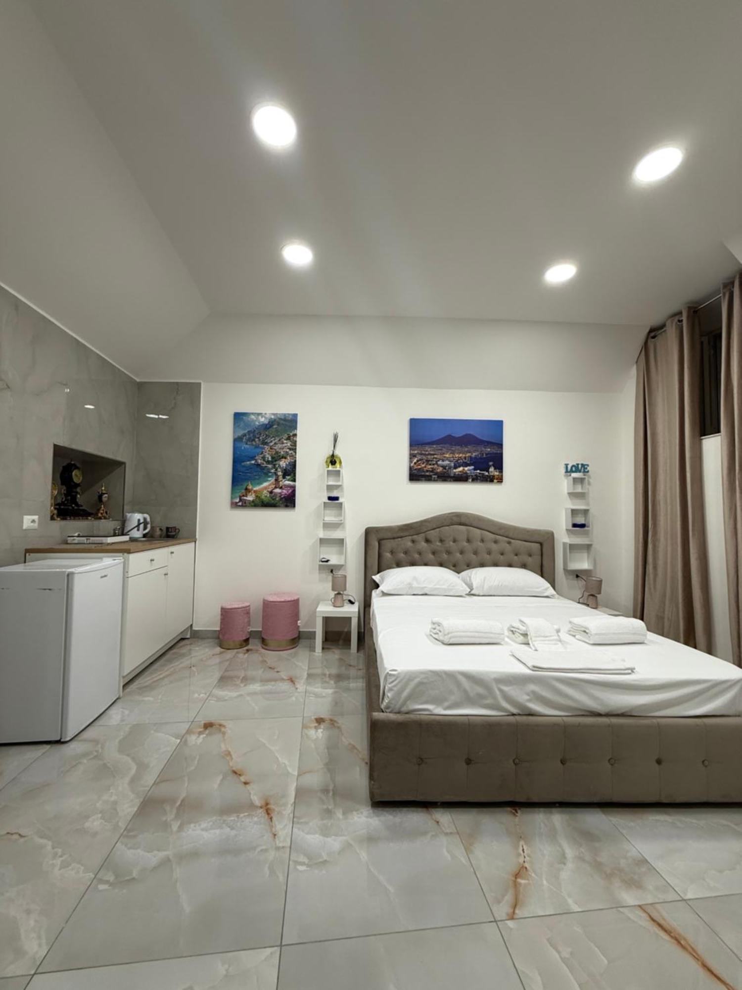Caracciolo Suites 36 Napoli Eksteriør bilde
